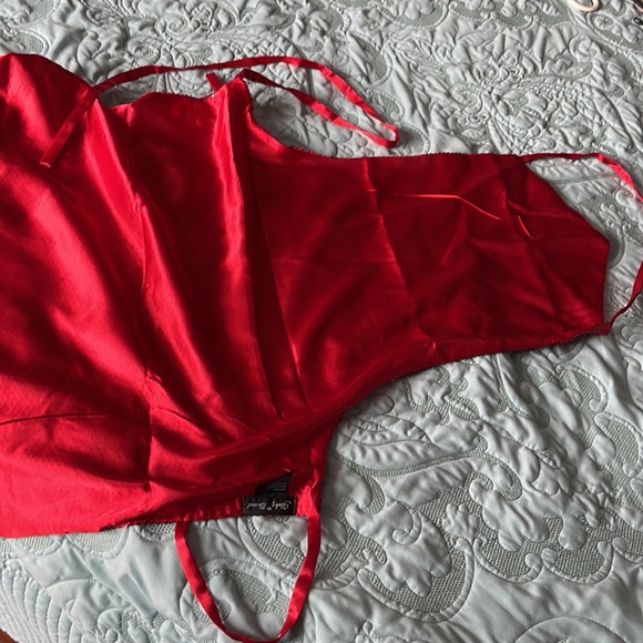 Slinky Brand apron OS - Picture 3 of 4